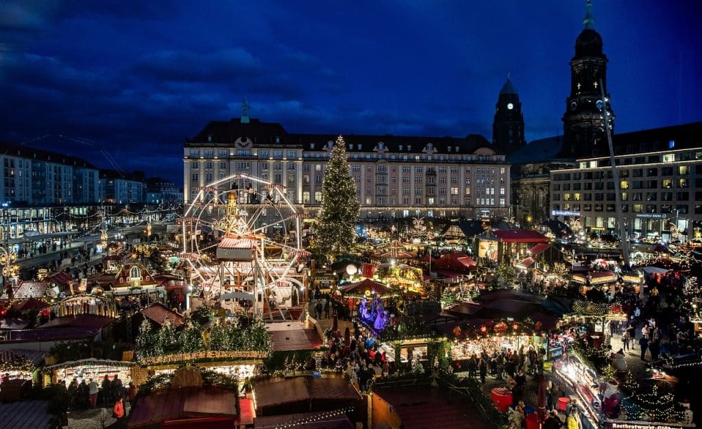 Jul i 10 metropoler verden over